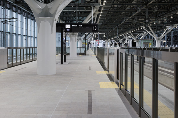 JR北陸新幹線富山駅